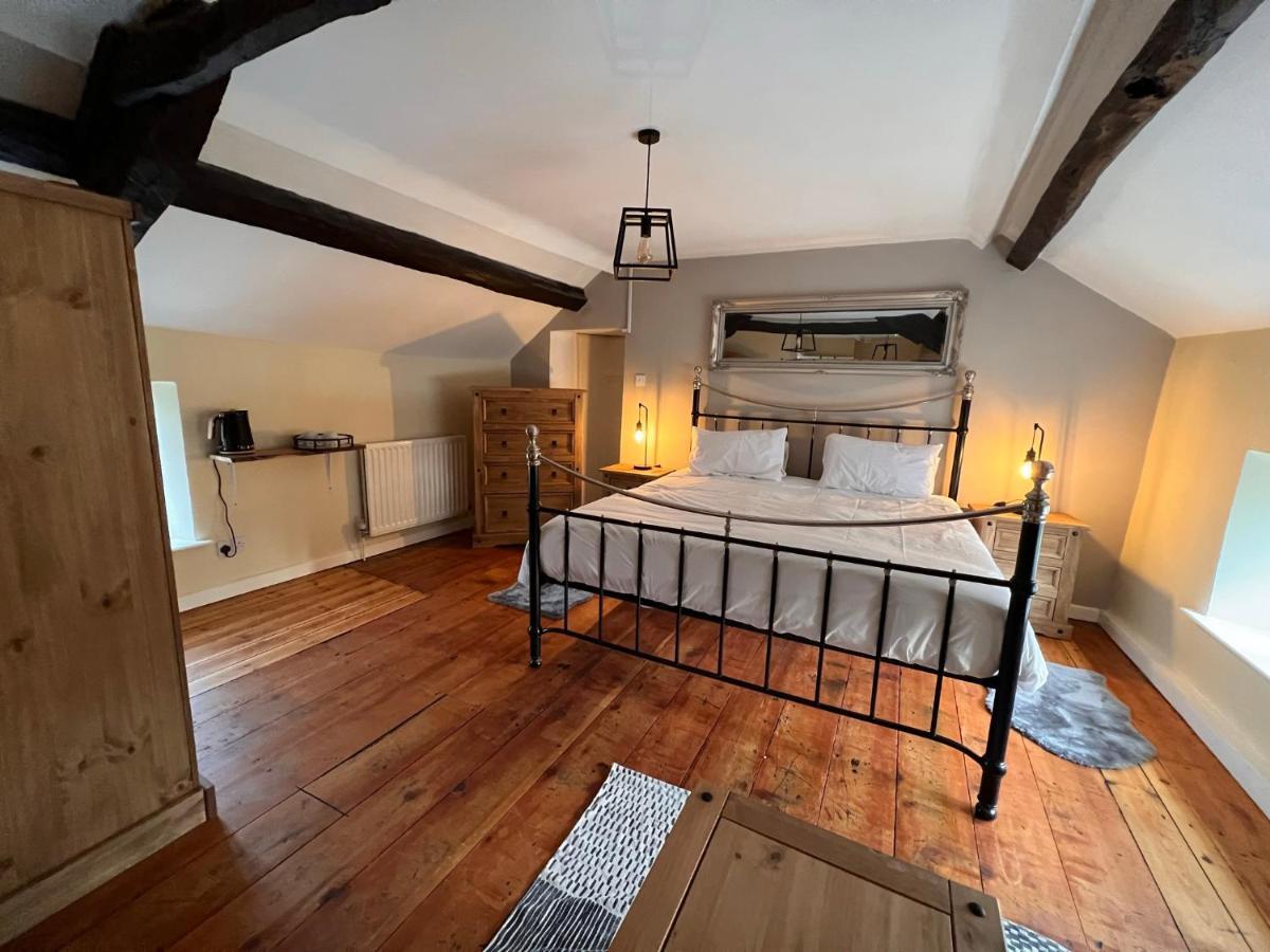 La Fattoria Bed & Breakfast เดอรัม ภายนอก รูปภาพ